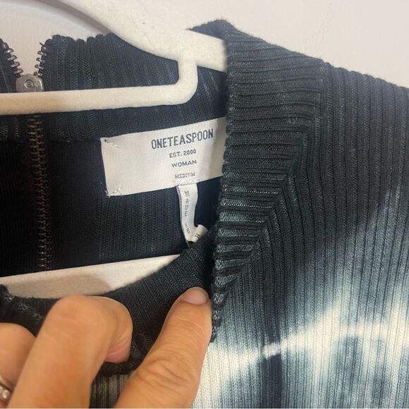 One Teaspoon Black/Blue Tie Dyed Ribbed Long Sleeve Sweatshirt NWOT MEDIUM - Picture 6 of 8